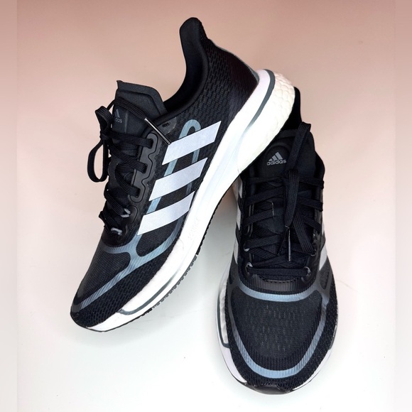 Adidas Women’s Supernova Black / White / Silver Athletic Running Sneakers Size-6 - Picture 4 of 11